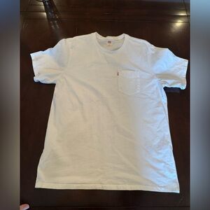 Levi's White Pocket Crew T-Shirt - Men's Casual Tee